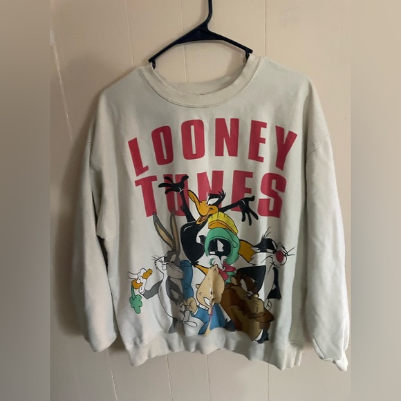 Sweater - Picture 1 of 2
